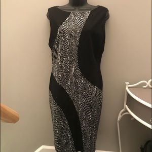 Cache dress - black and herringbone